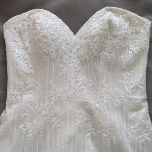 Allure Bridals Wedding Dress Strapless Mermaid / Fit and Flare